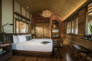 Laos Gypsy Mekong Kingdom - Master Bedroom