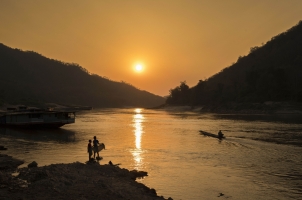Laos Gypsy Mekong Kingdom - Mekong River