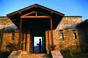Tiger Mountain Lodge - entrance